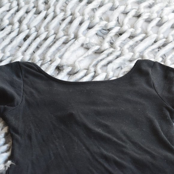 Zara Black Scoop Neck Crop Top - Picture 3 of 4